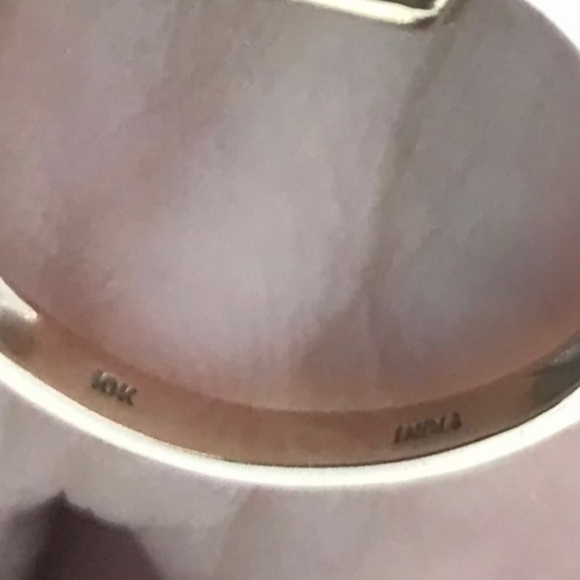 Green peridot and diamond 10kt Gold Ring - Picture 6 of 6